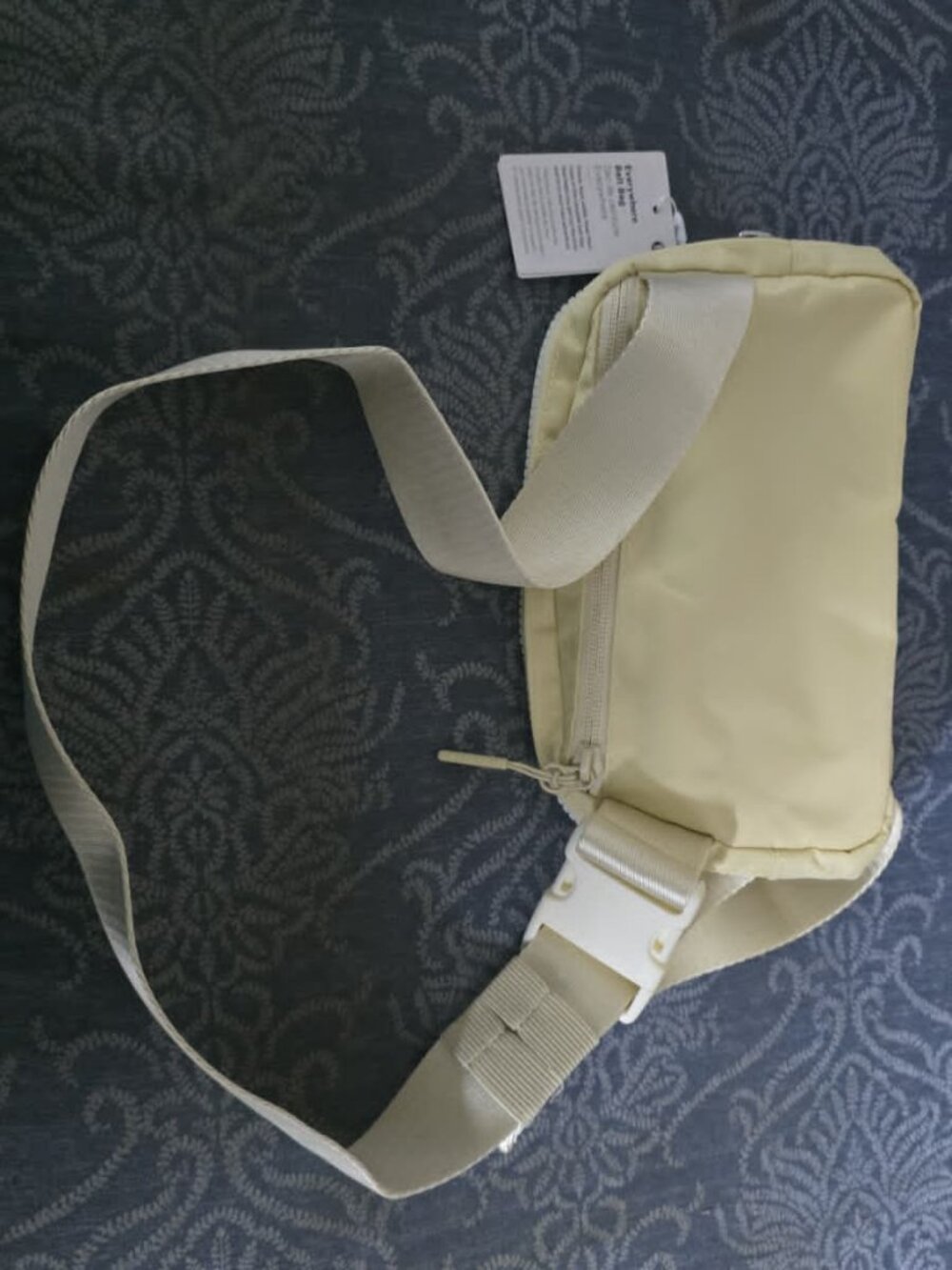 Lululemon Everywhere Belt Bag O/S Light Gray Crossbody Fanny Pack Gorpcore - Picture 4 of 6